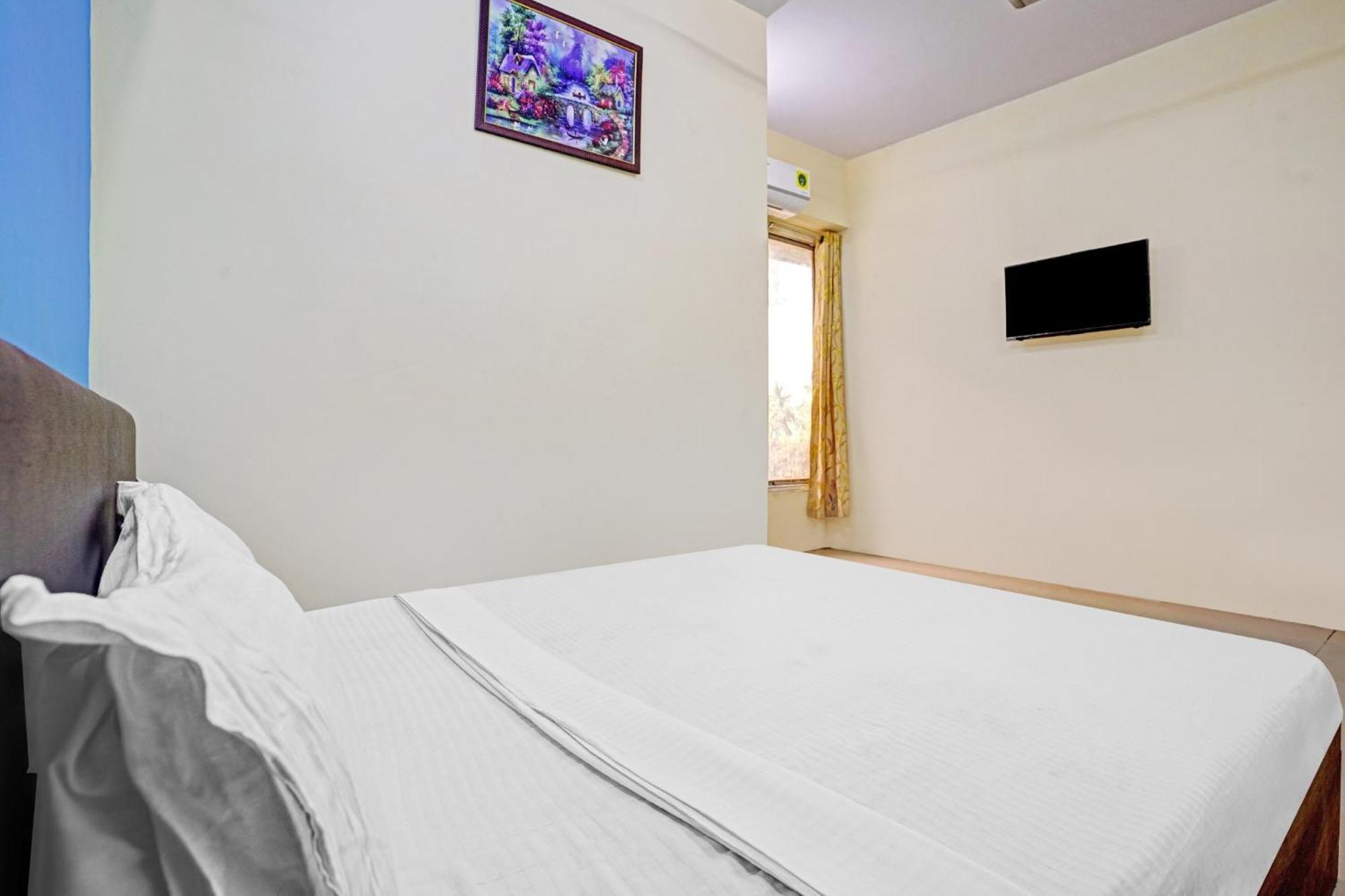 Hotel O Nova Rooms Surate Exterior foto